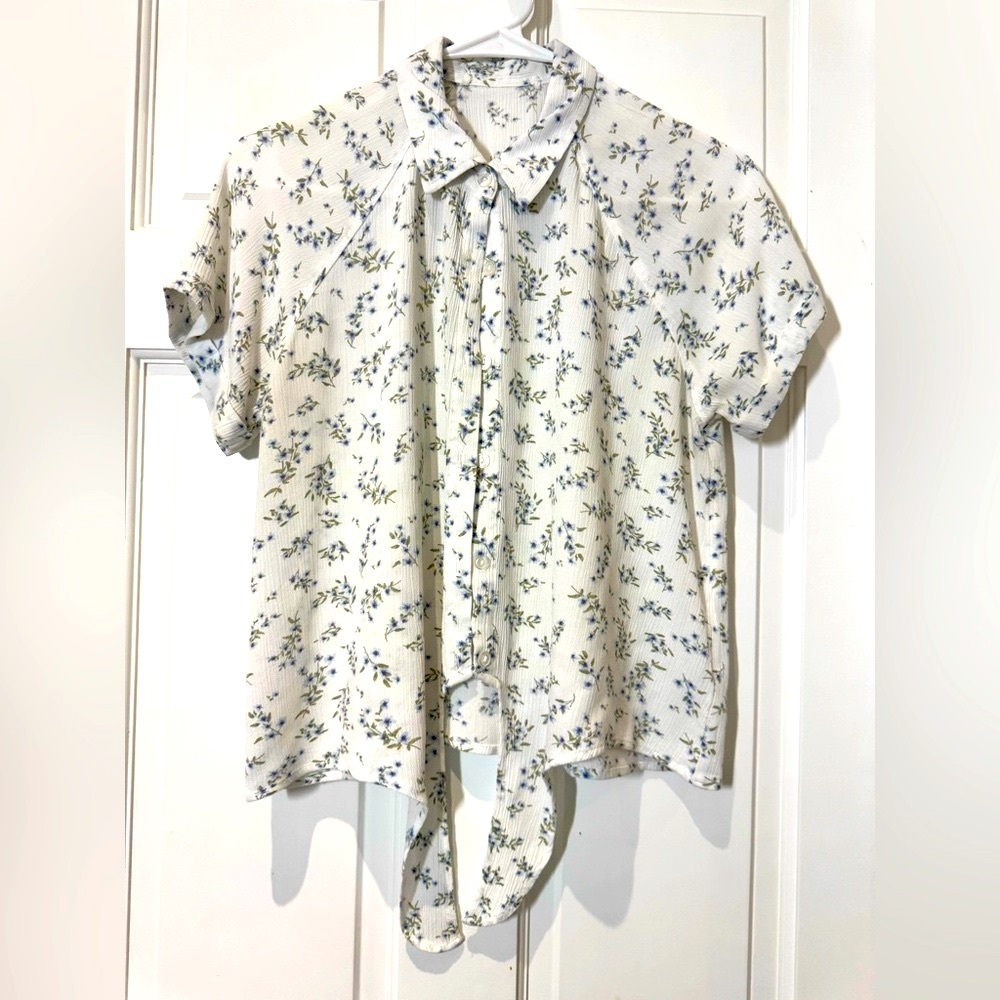 Pink Rose Floral Tie Front Blouse White Blue Green Size Medium